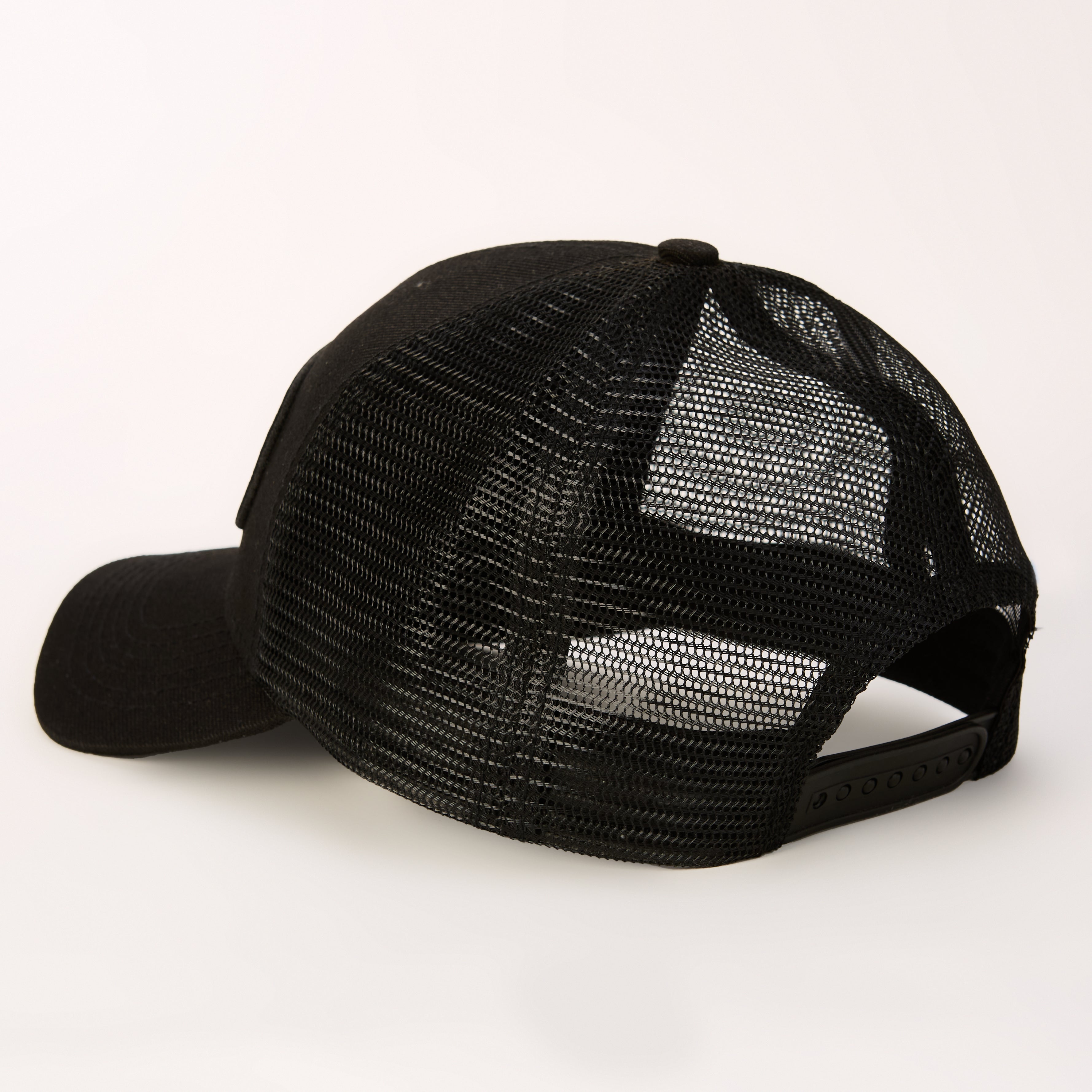 Boné Preto com Laranja